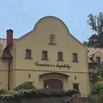 Familly Apartmens * Дольни-Дунаёвице