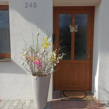 Familly Apartmens Quarto em Acomodações Particulares Dolní Dunajovice
