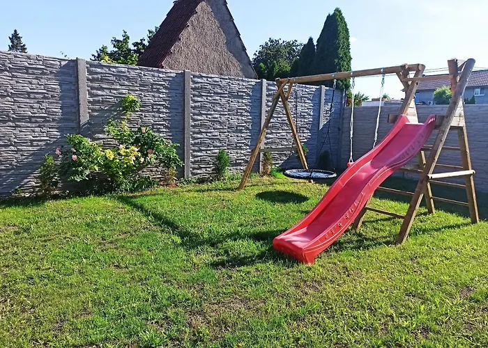 Familly Apartmens Homestay szállás Dolní Dunajovice