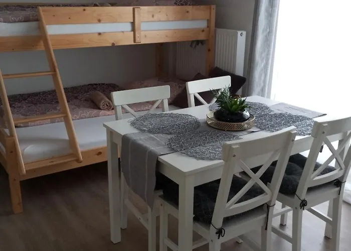 Familly Apartmens Homestay szállás *